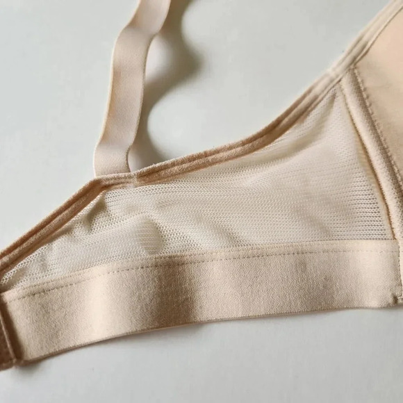 LANE BRYANT LIVELY Wireless Lightly Lined All Day Deep V No-Wire Plunge SZ 38D - Picture 5 of 9